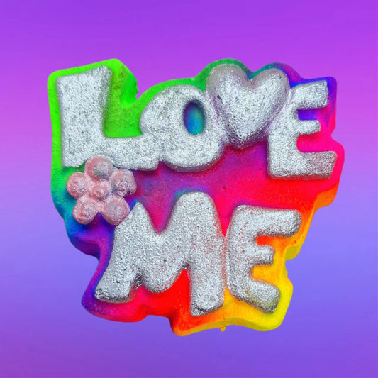 Love Me Bath Bomb - ws