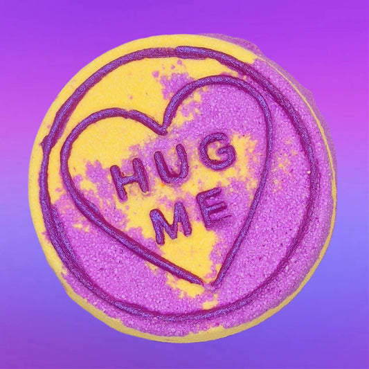 Hug Me Bath Bomb - ws