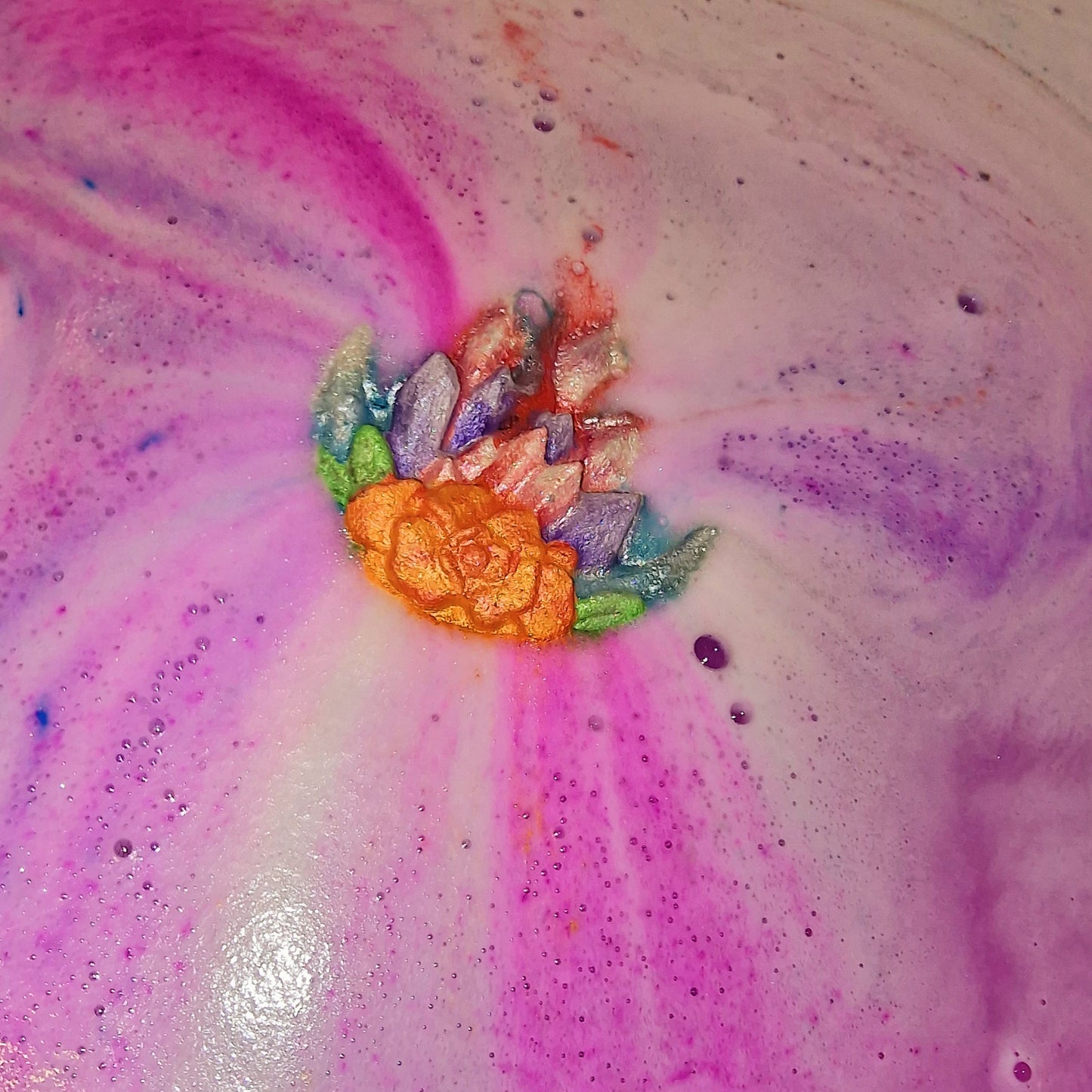 Crystals & Flower Bath Bomb - ws