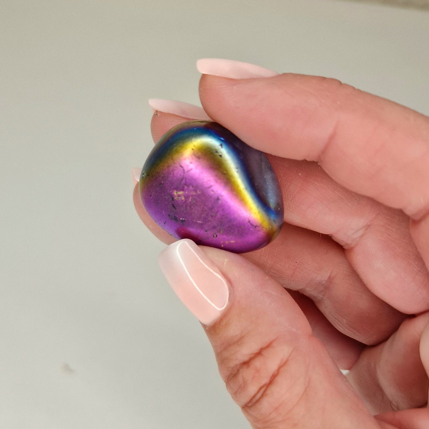 Rainbow Aura - Polished